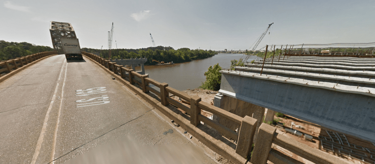 New Fort Buhlow Bridge won't open until 2016